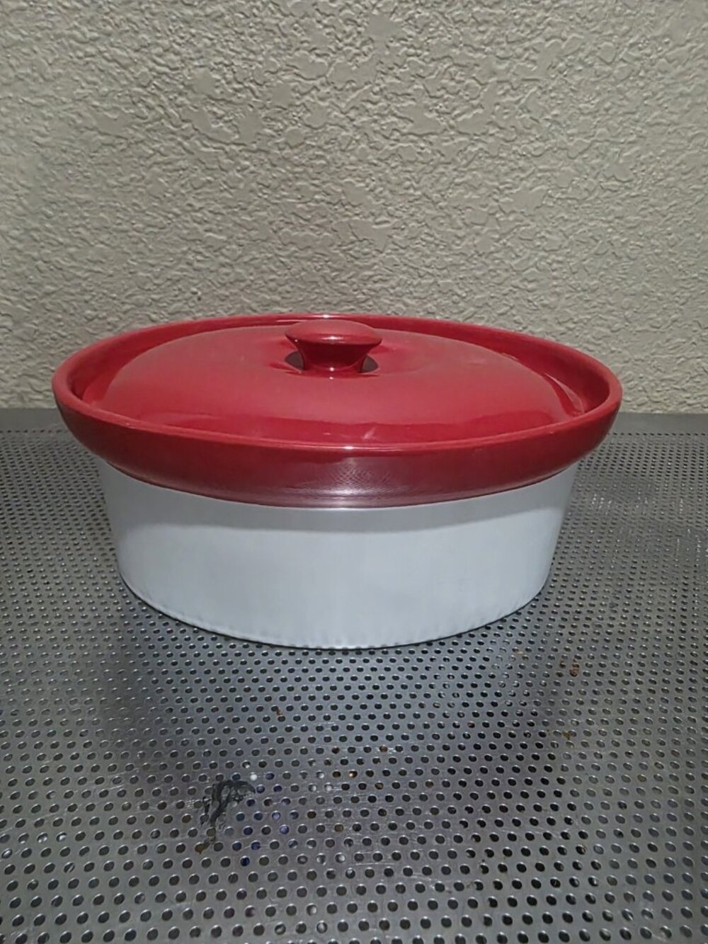 Cordon Bleu 3 Quart Oval Casserole Dish W/ Lid Red White Vintage